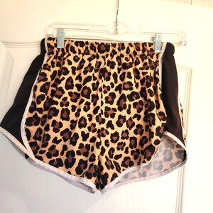 Unbranded Womens athletic shorts size M EUC